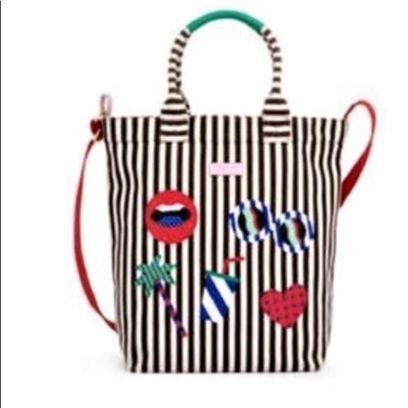 Henri Bendel Canvas Magazine Tote - Picture 1 of 10